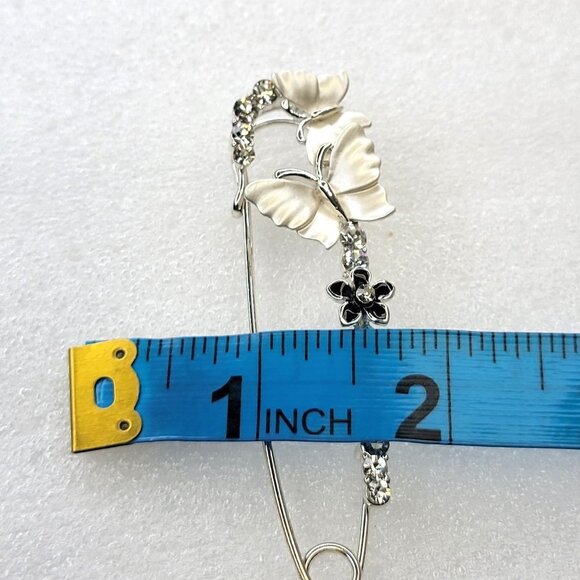 Cream White Butterfly Brooch Safety Pin Brooch - Picture 11 of 14
